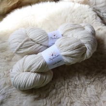 Translation missing: lv.sections.featured_product.gallery_thumbnail_alt