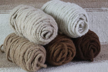 Translation missing: lv.sections.featured_product.gallery_thumbnail_alt