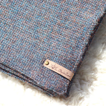 Translation missing: lv.sections.featured_product.gallery_thumbnail_alt