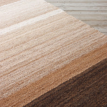 Translation missing: lv.sections.featured_product.gallery_thumbnail_alt