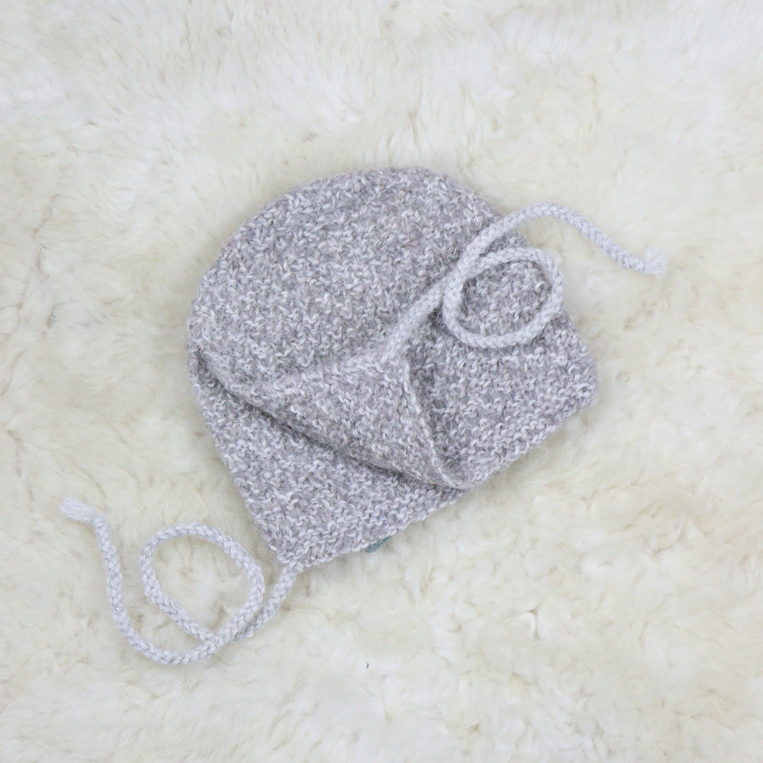 Peretütre adīta zīdaiņu cepure