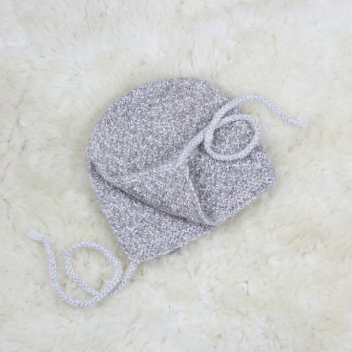 Peretütre adīta zīdaiņu cepure