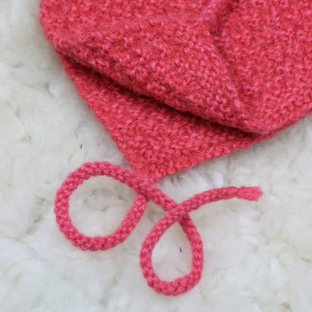 Peretütre adīta zīdaiņu cepure